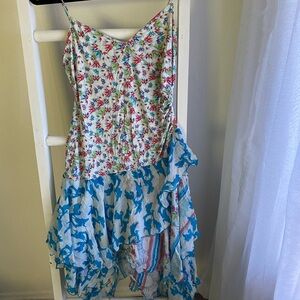 Diane von Furstenberg - 100% silk print